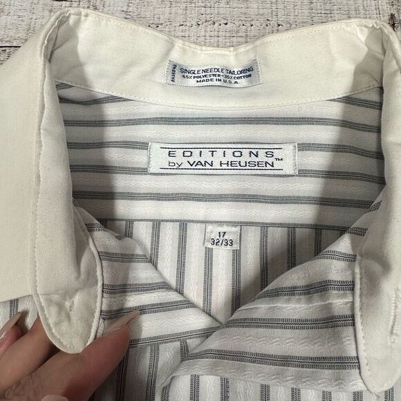 Vintage Van Heusen Men’s Striped Button Up Collared Long Sleeve Shirt Neck 17 XL - Picture 6 of 6